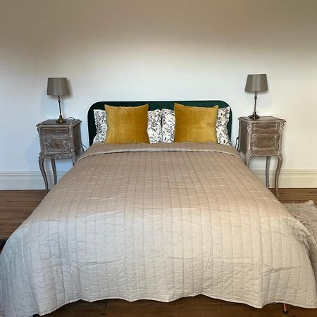 The Old School House Apartment Bristol Bagian luar foto